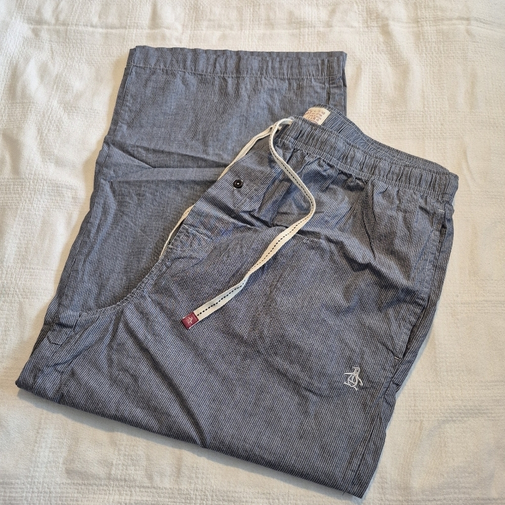 Original Penguin men's XL pajama pants, pin stripe below the knee length EUC